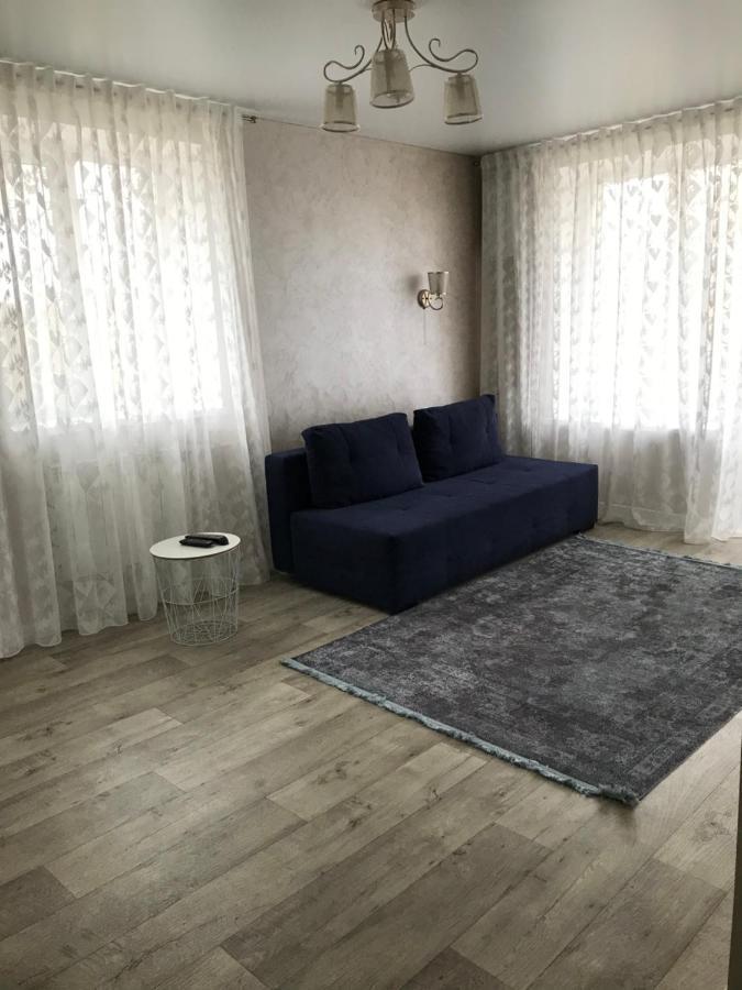 ヘルソンFlat in the city centerアパートメント エクステリア 写真